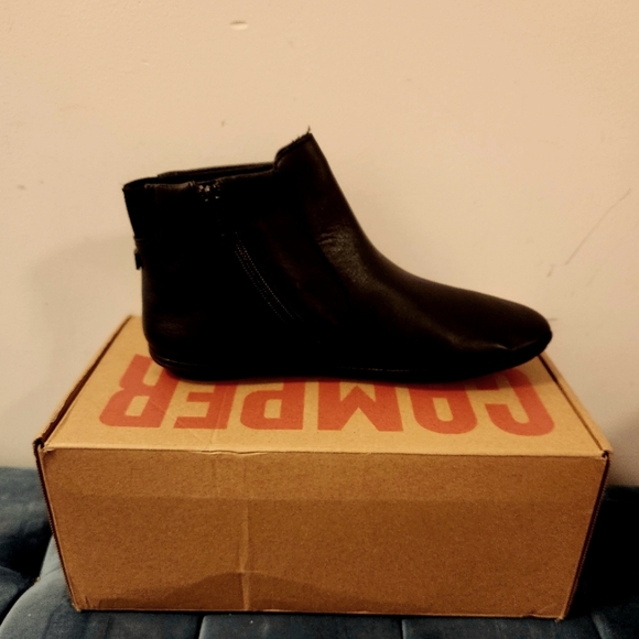 Brand new -  Camper Right Leather women's ankle Boot - 6.5 US black - Picture 7 of 8